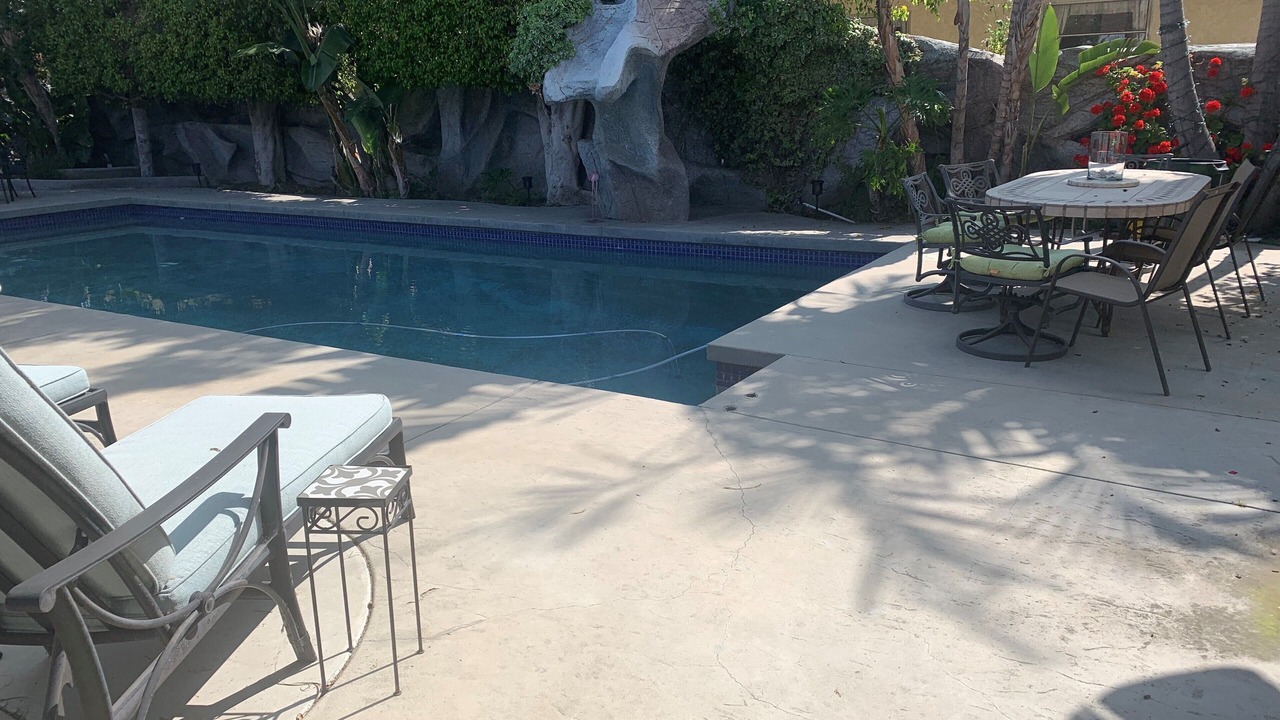 Photo of Outdoor in Orange