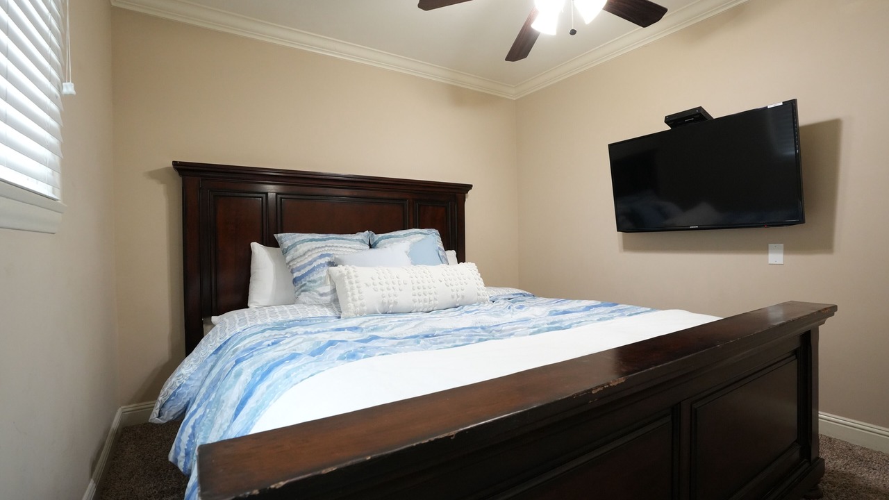 Photo of Bedroom in Northwest Anaheim