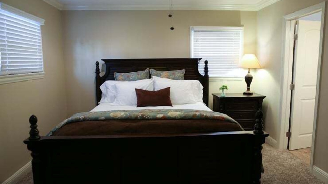 Photo of Bedroom in Northwest Anaheim