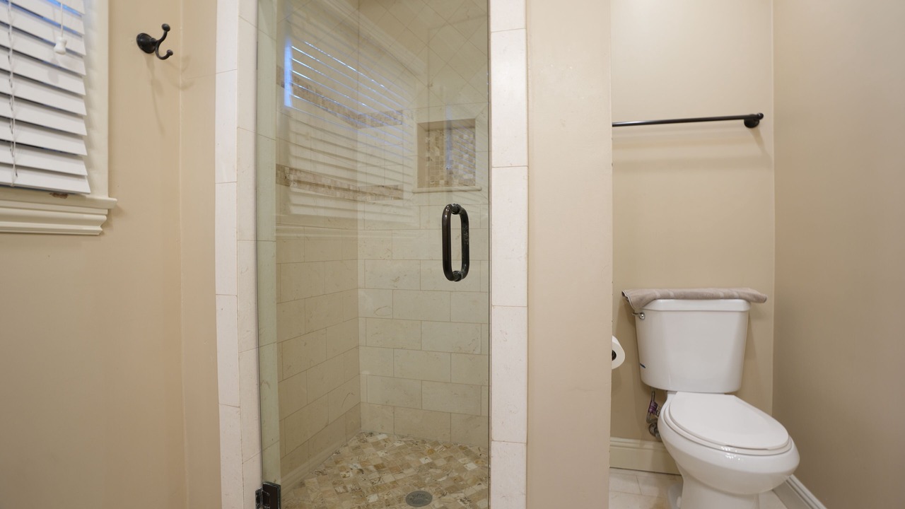 Photo of Bathroom in Northwest Anaheim