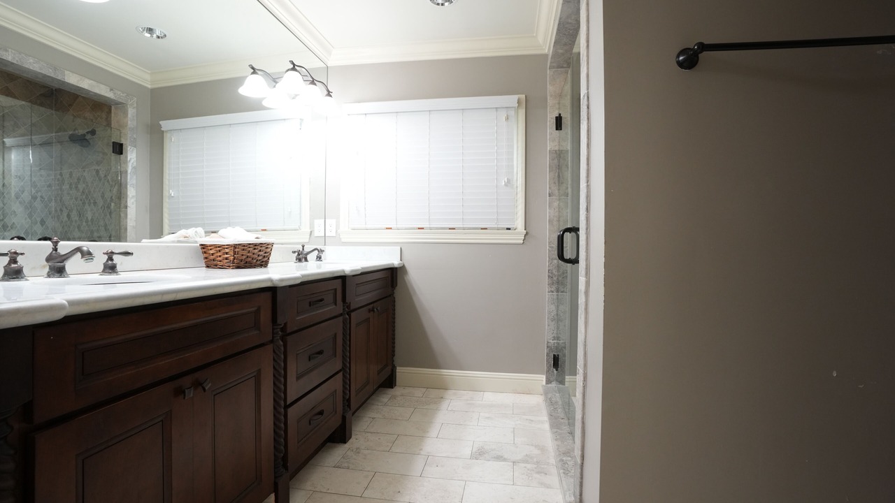 Photo of Bathroom in Northwest Anaheim