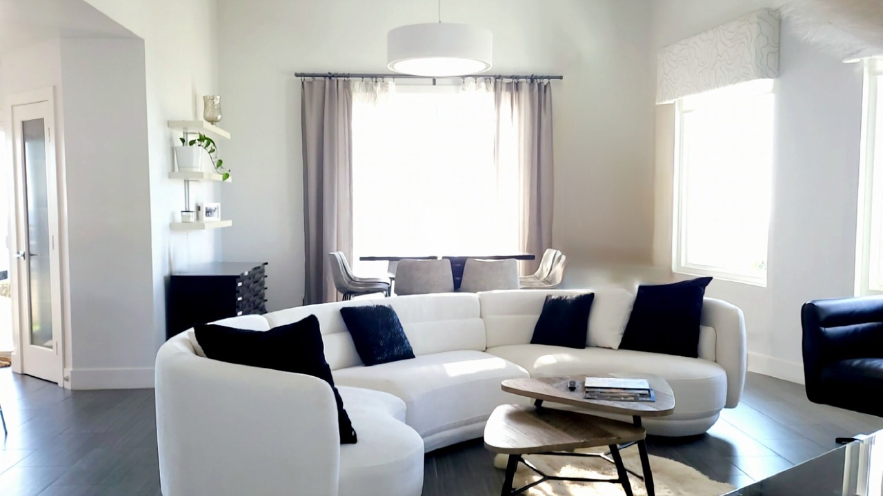 Photo of Livingroom in Vista