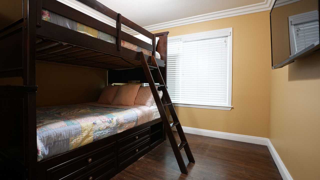 Photo of Bedroom in Hermosa Village