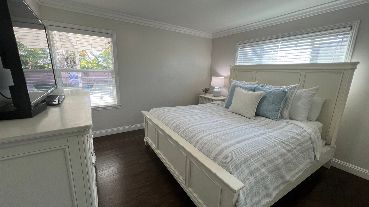 Photo of Bedroom in Hermosa Village