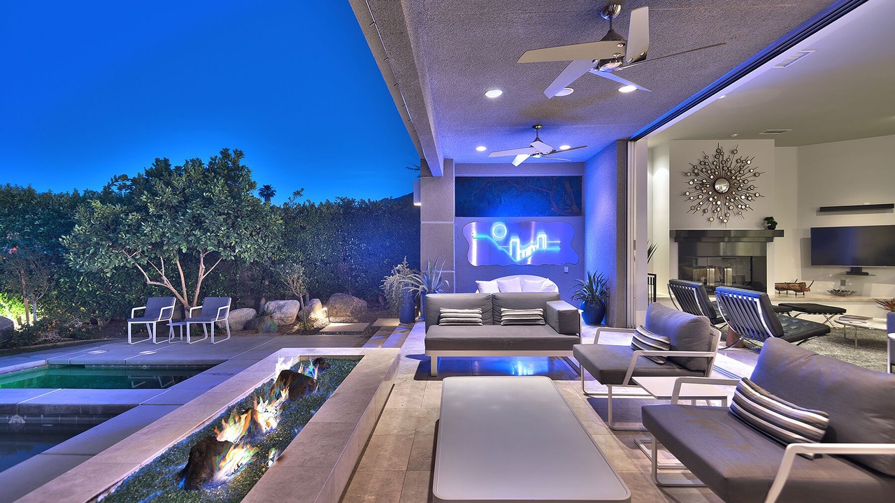 Photo of Outdoor in Little Tuscany