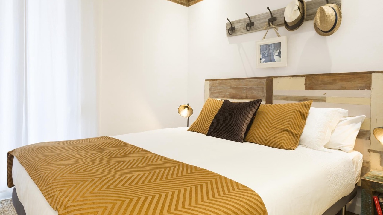 Photo of Bedroom in El Poble-sec