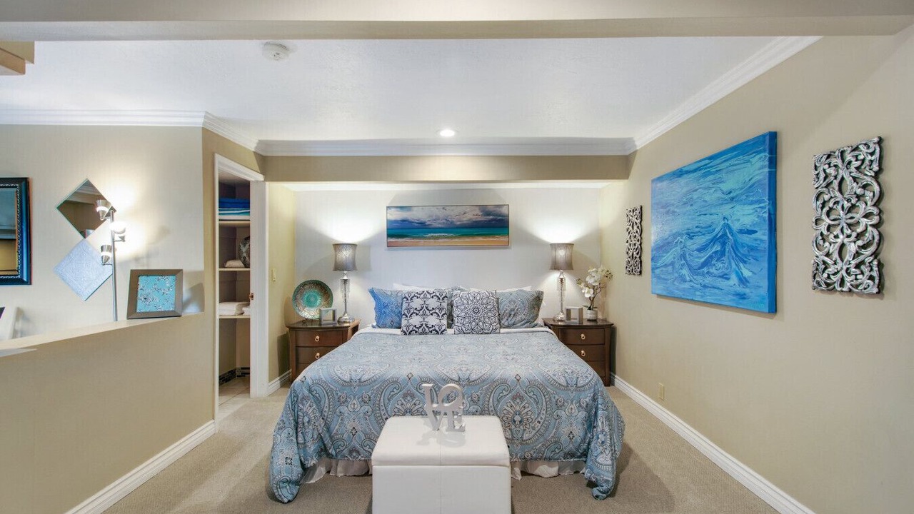 Photo of Bedroom in Laguna Beach