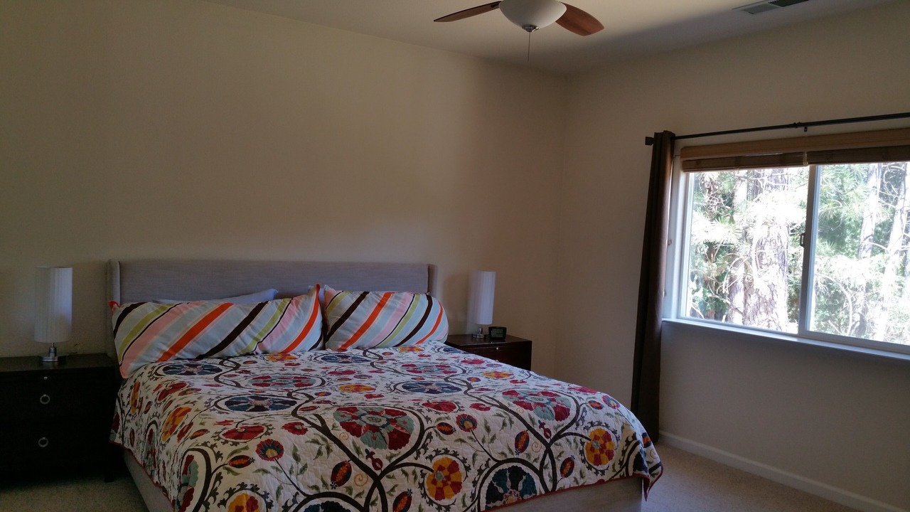 Photo of Bedroom in Groveland