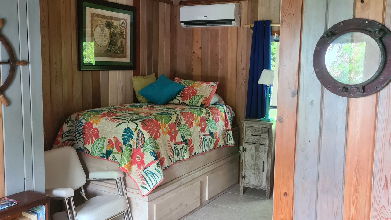 Photo of Bedroom in Hope Town