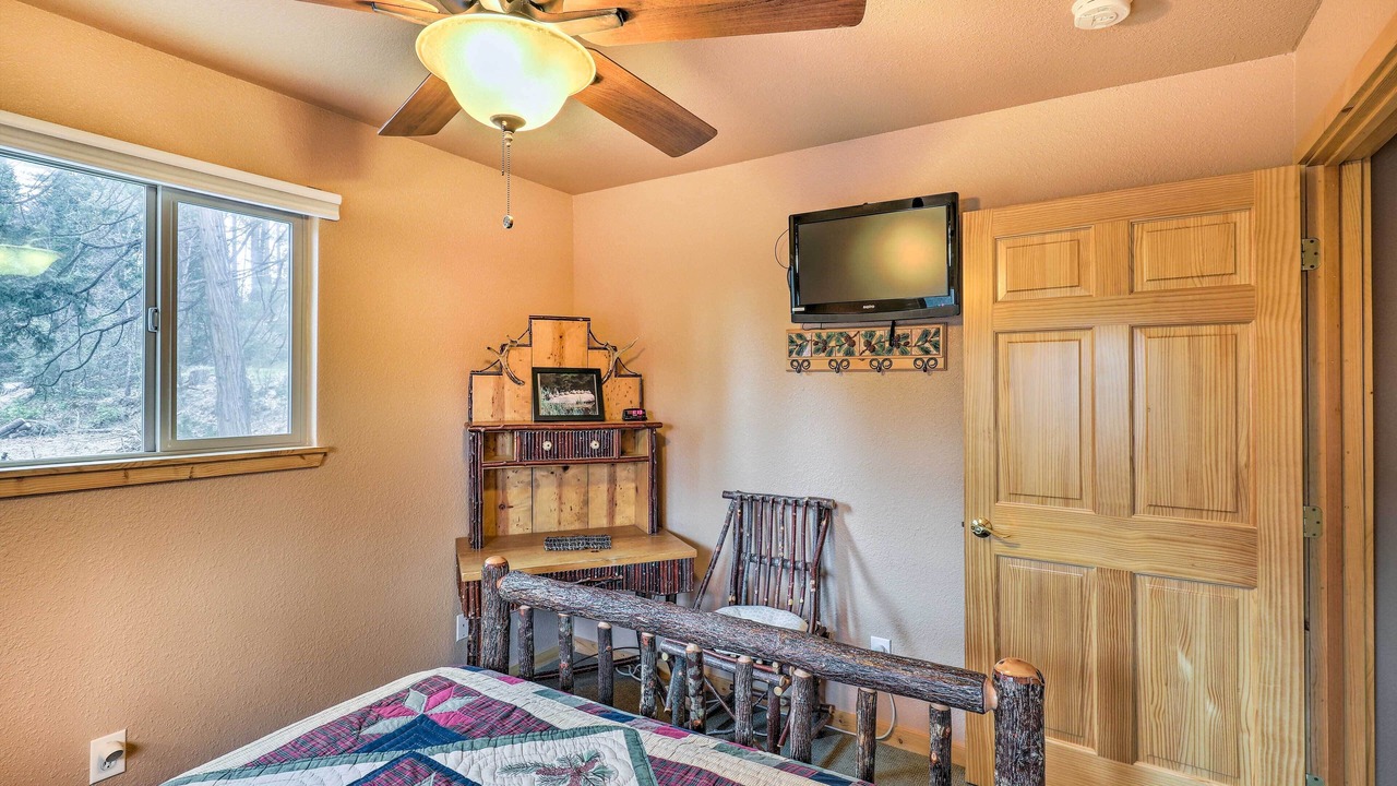 Photo of Bedroom in Hathaway Pines