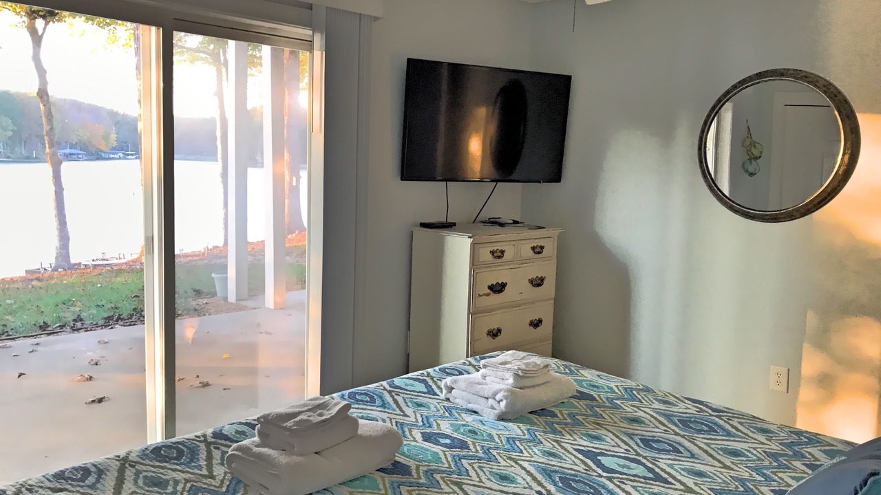 Photo of Bedroom in Wise