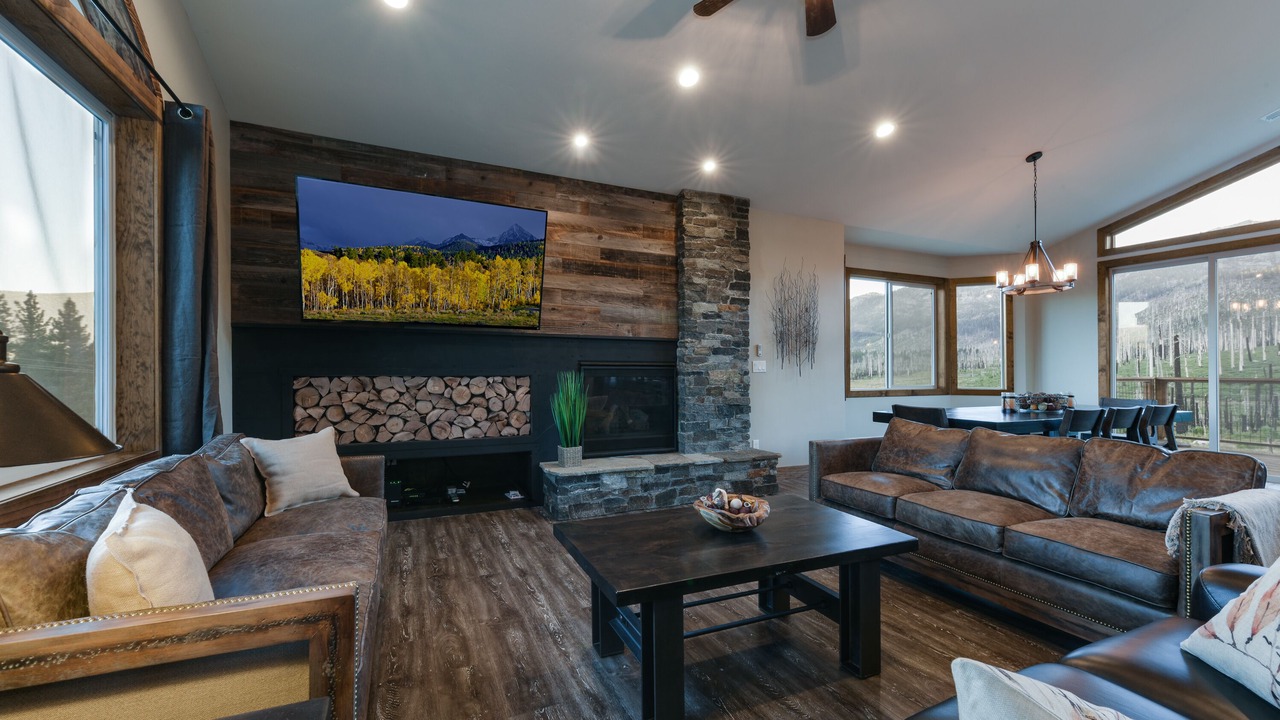 Photo of Livingroom in Mountain View Estates