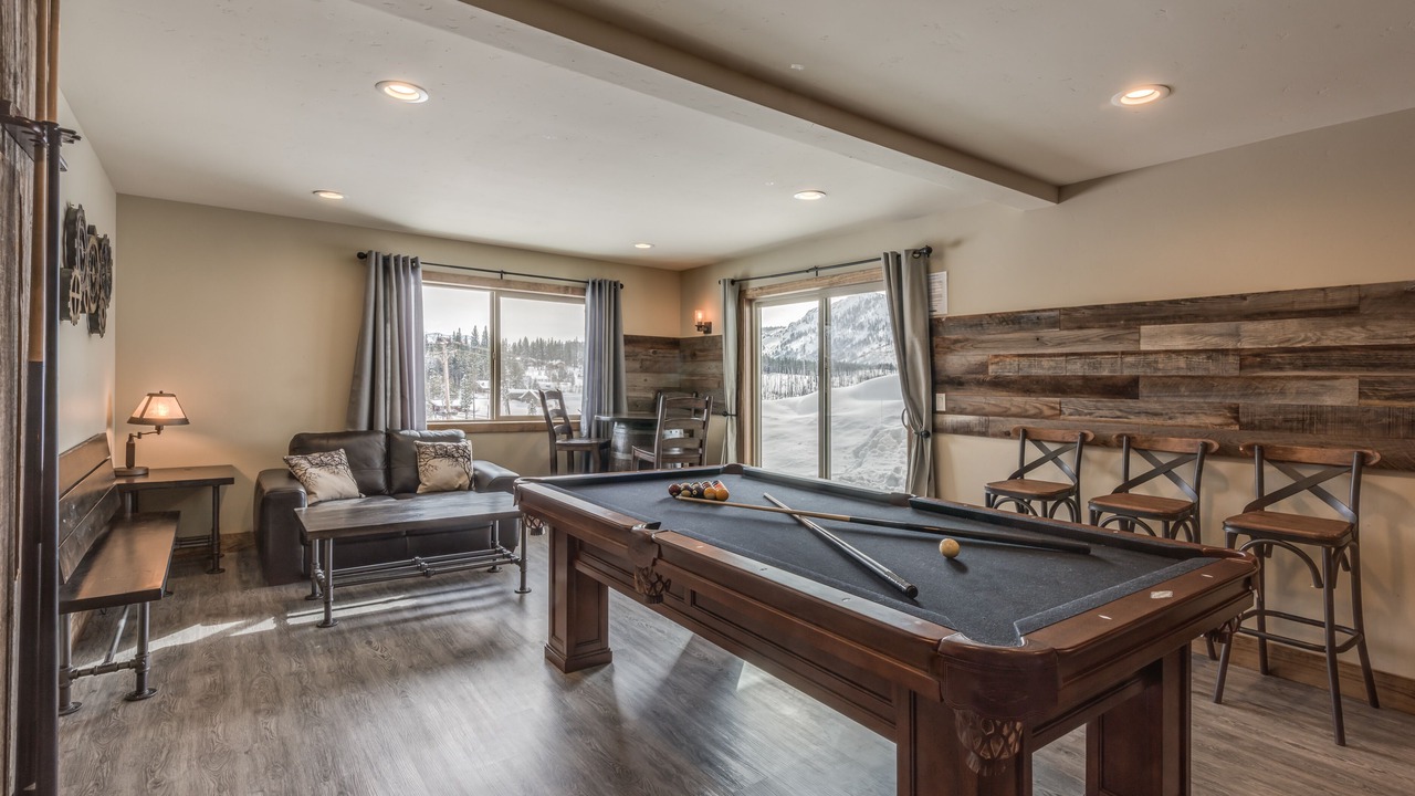 Photo of Bedroom in Mountain View Estates