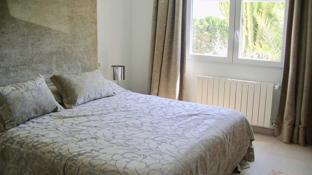 Photo of Bedroom in Valverde Alto
