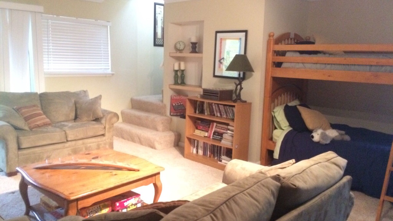 Photo of Bedroom in Groveland