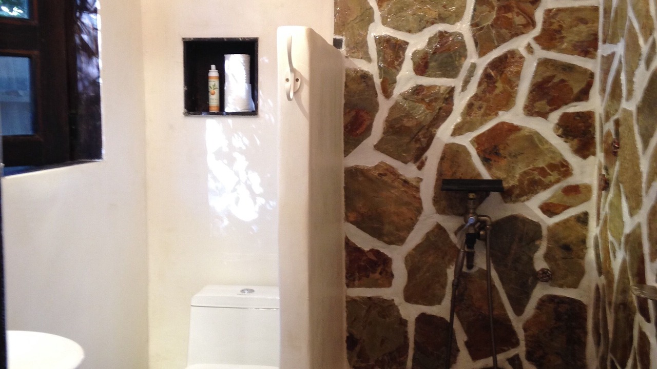 Photo of Bathroom in Mar Vista