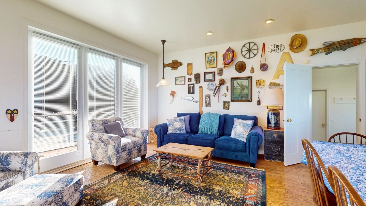 Photo of Livingroom in Fort Bragg