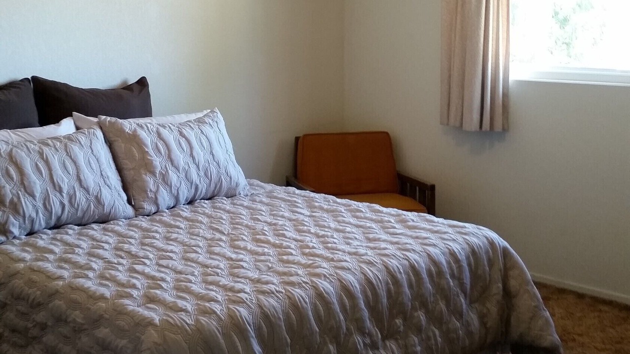 Photo of Bedroom in Springville