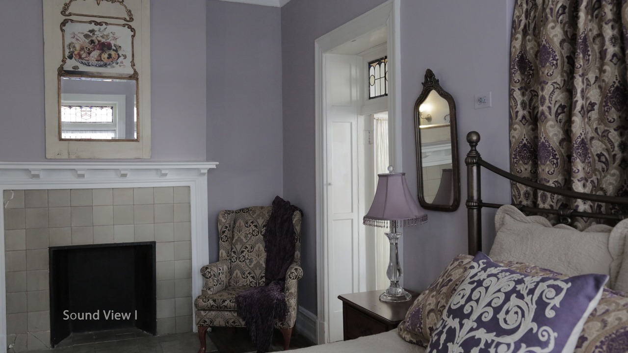 Photo of Livingroom in New Rochelle