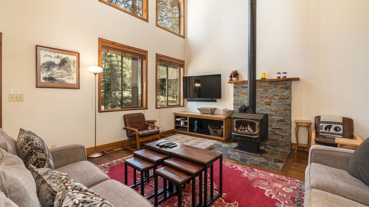 Photo of Livingroom in Truckee