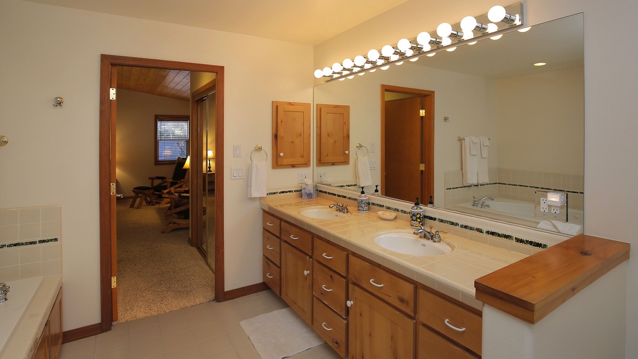 Photo of Bathroom in Zephyr Cove