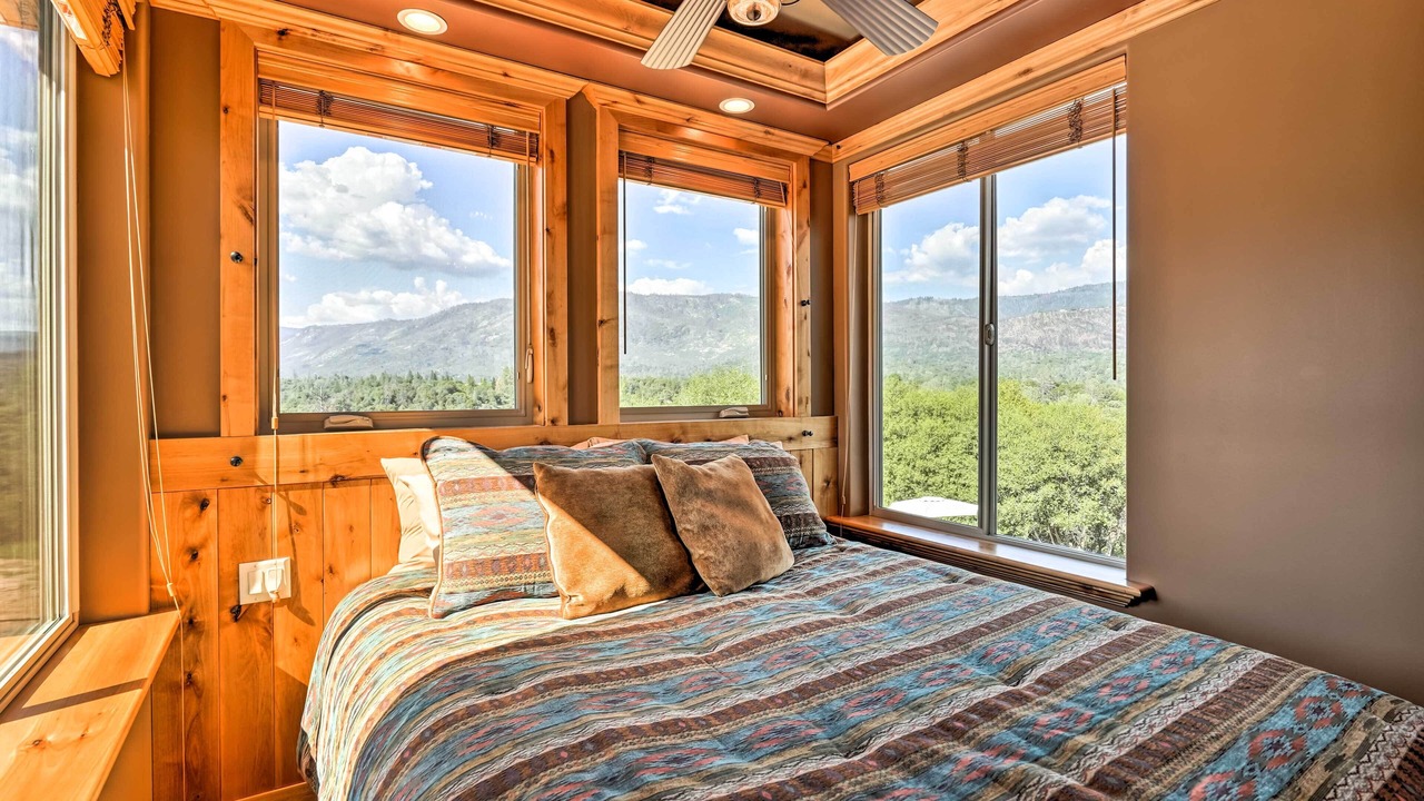 Photo of Bedroom in North Fork