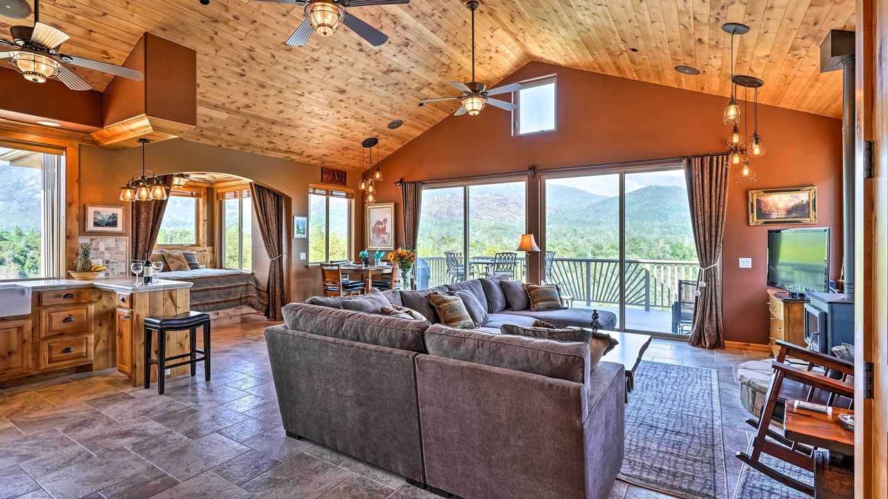 Photo of Bedroom in North Fork