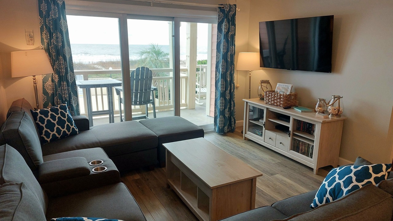 Photo of Livingroom in Caswell Beach