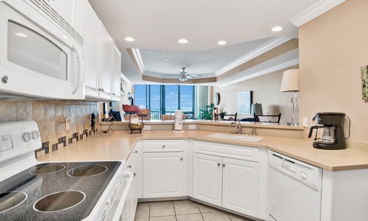Photo of Kitchen in Orange Beach East