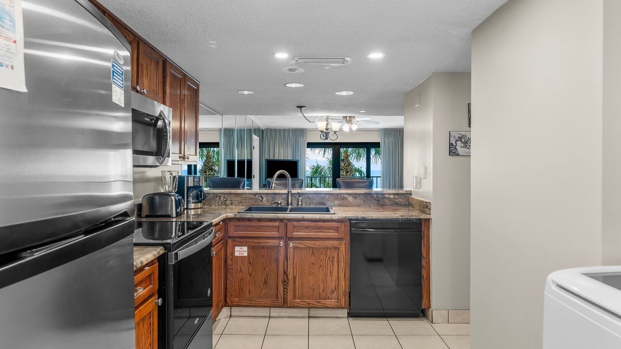 Photo of Kitchen in Lower Grand Lagoon