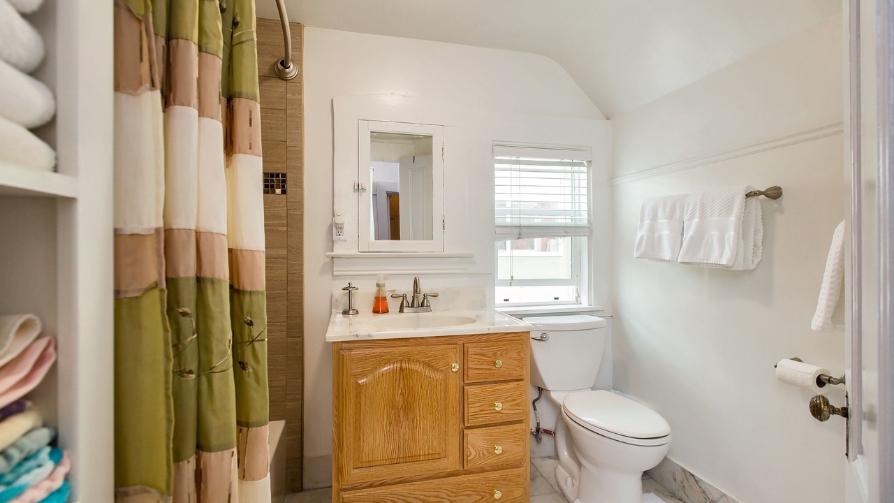 Photo of Bathroom in Alameda