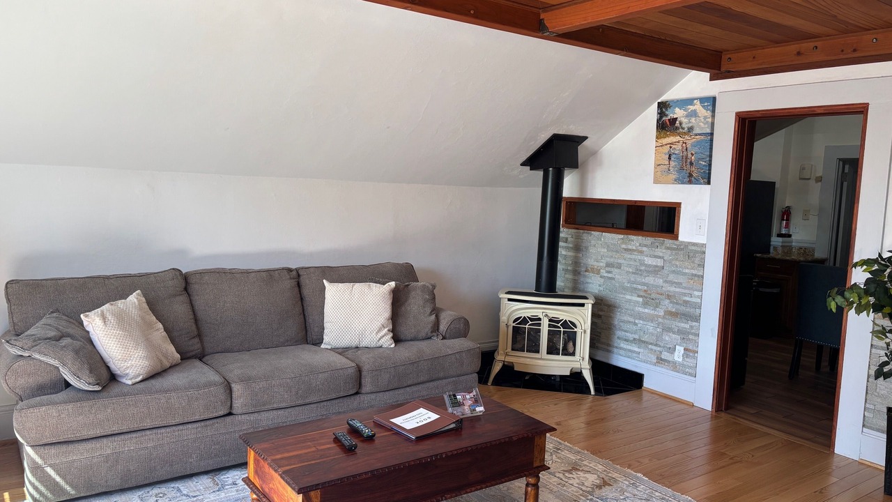 Photo of Livingroom in Alameda