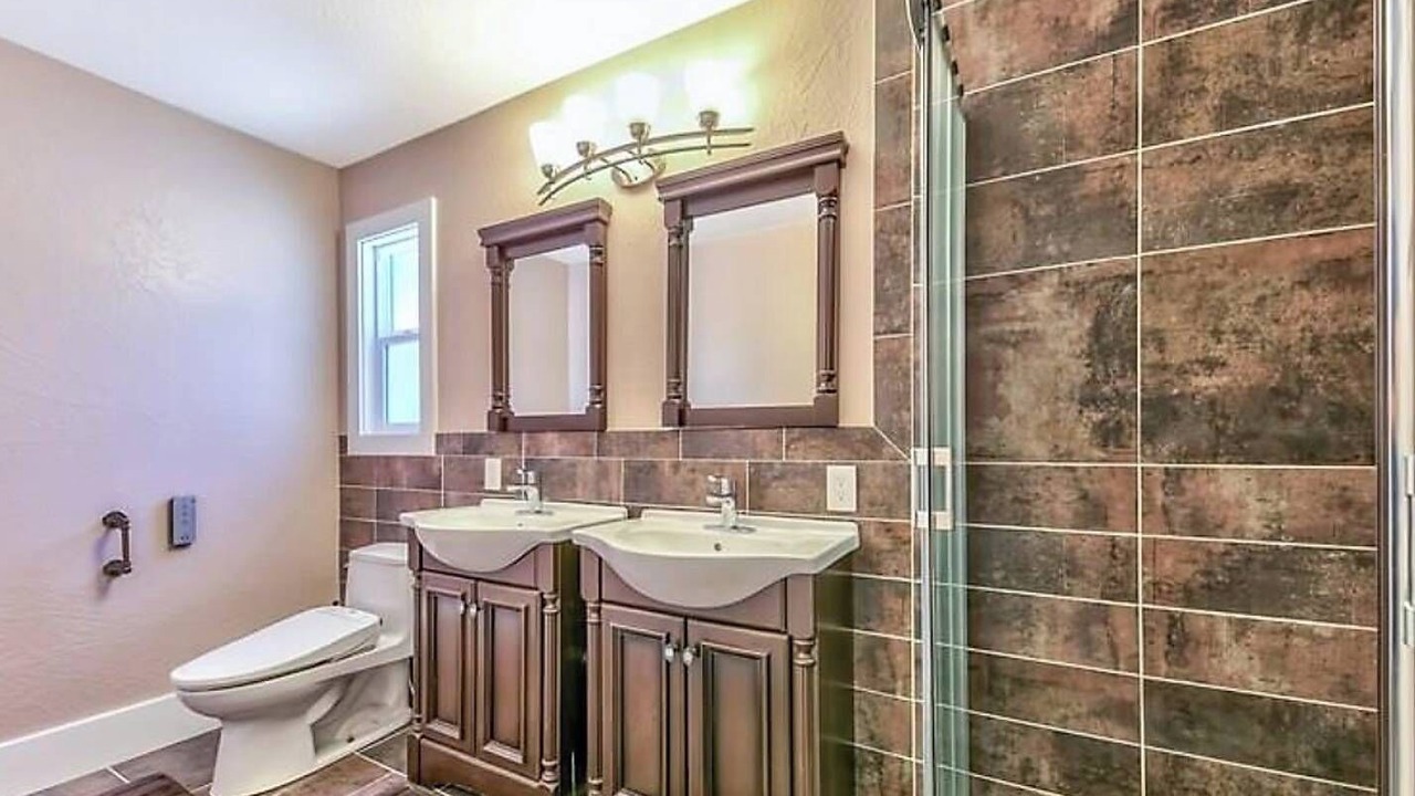 Photo of Bathroom in Skyland