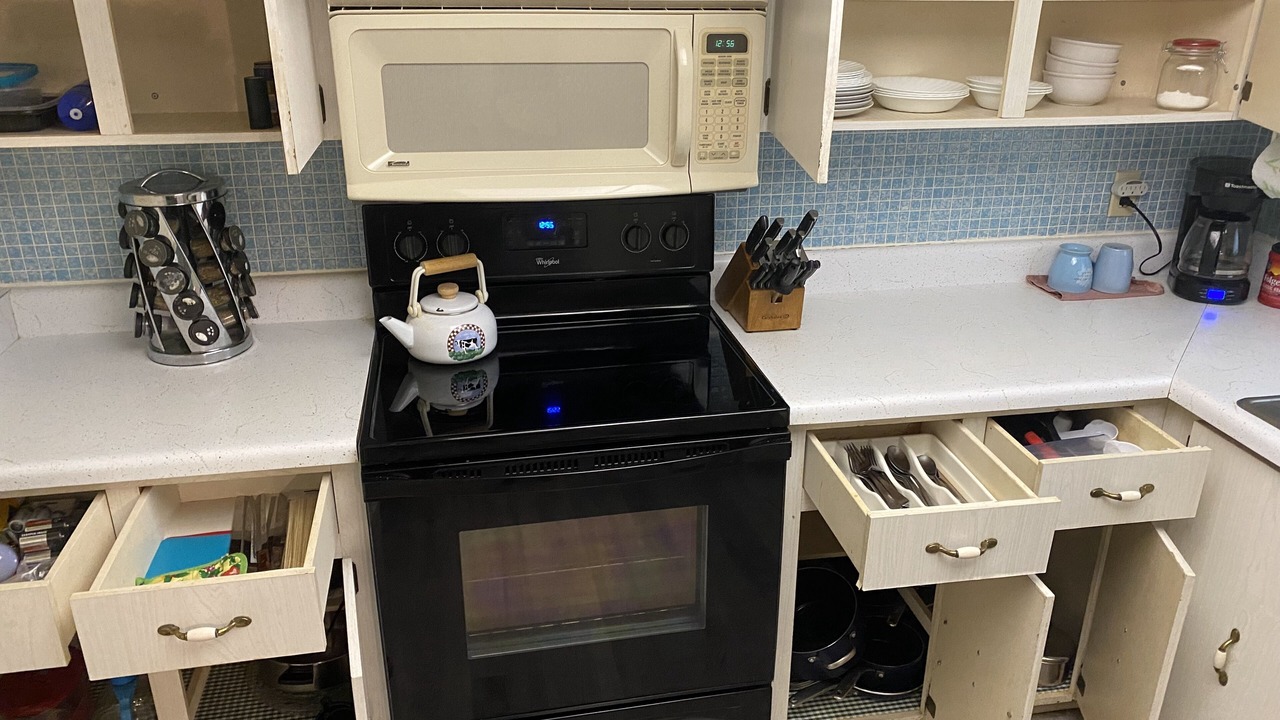 Photo of Kitchen in Lasburys Sunset Terrace