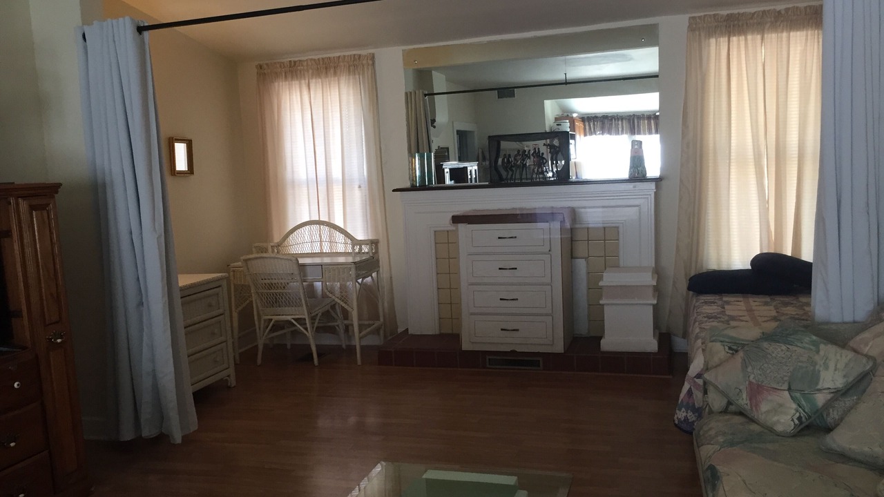 Photo of Livingroom in DeLand
