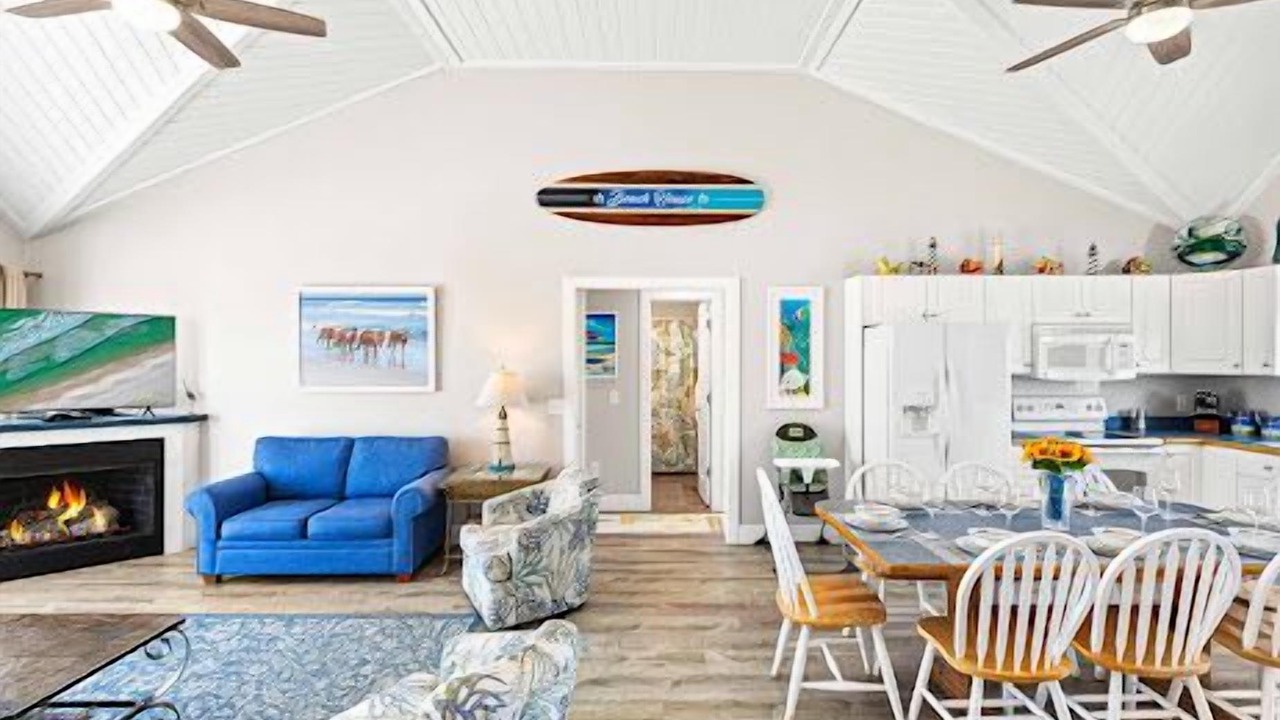 Photo of Livingroom in Carova Beach