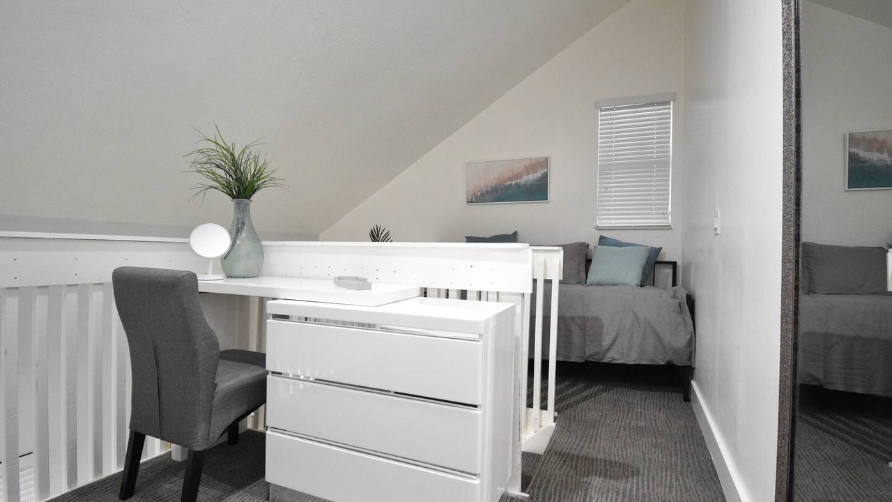 Photo of Bedroom in Hollywood