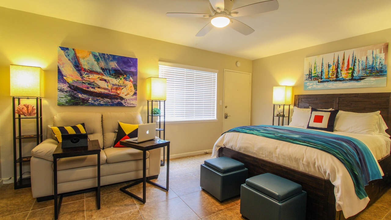 Photo of Bedroom in Balboa Peninsula
