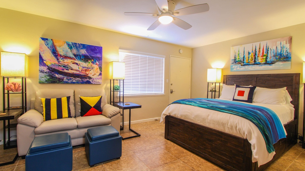 Photo of Bedroom in Balboa Peninsula
