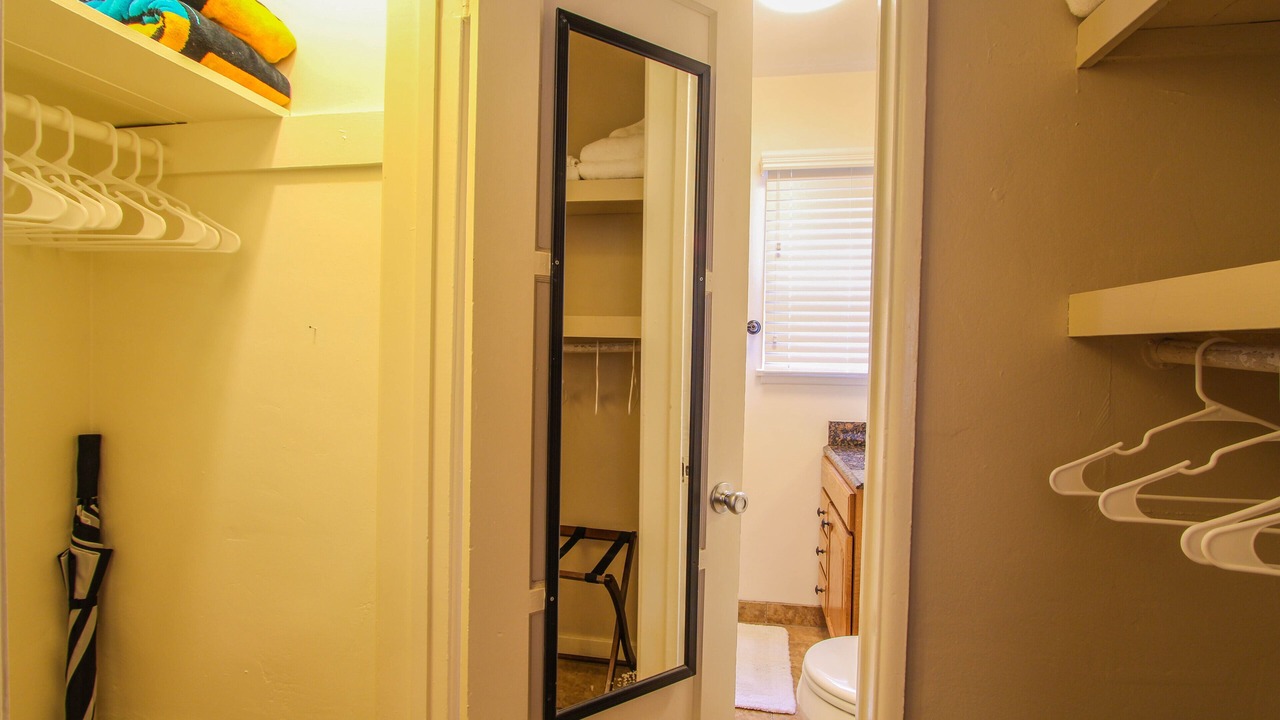 Photo of Bathroom in Balboa Peninsula