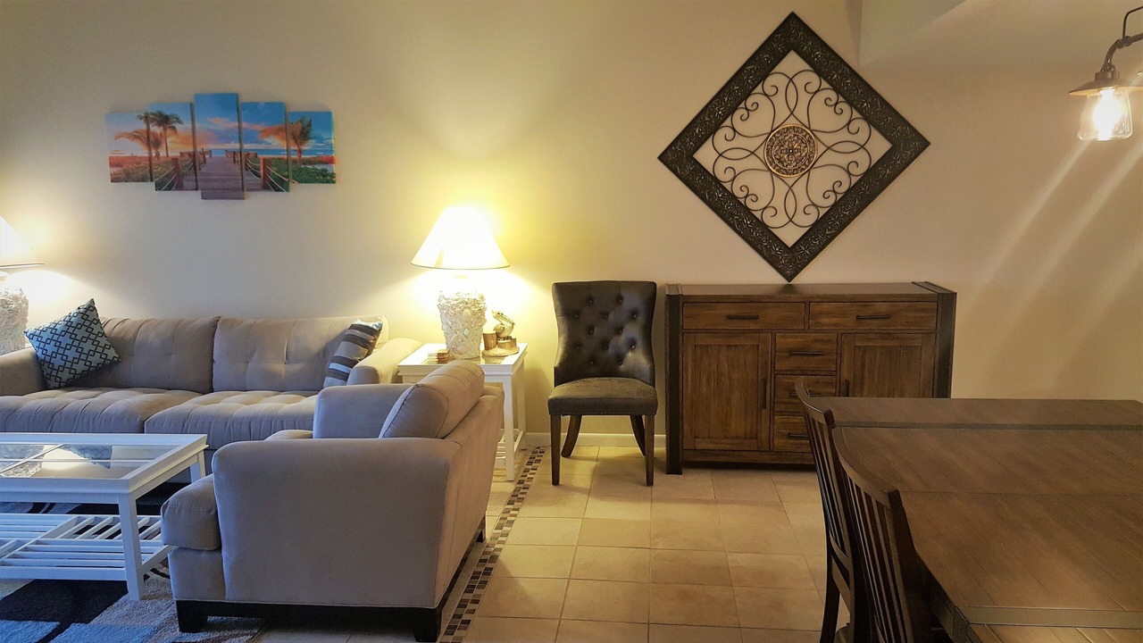 Photo of Livingroom in Redington Shores