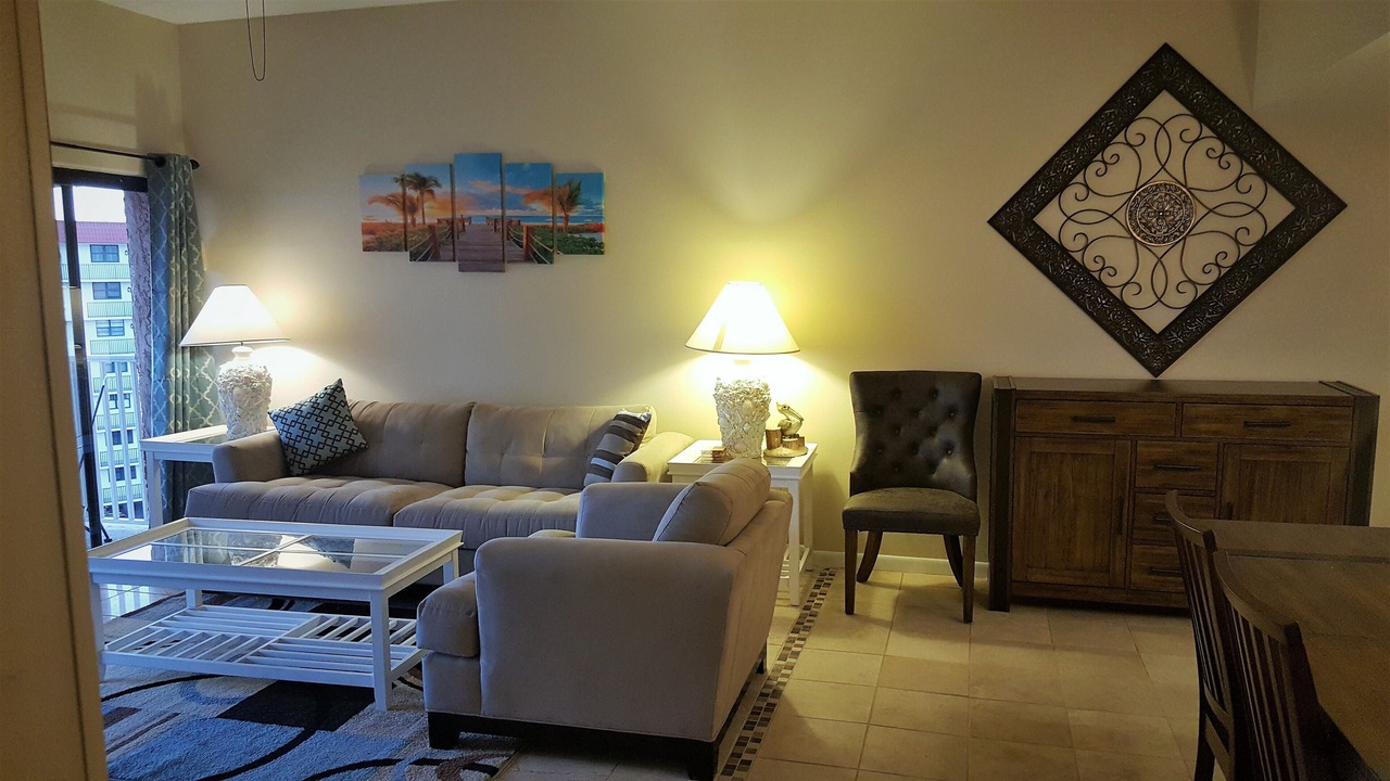 Photo of Livingroom in Redington Shores