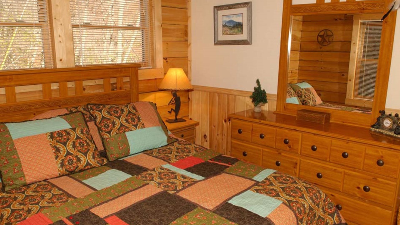 Photo of Bedroom in Maggie Valley