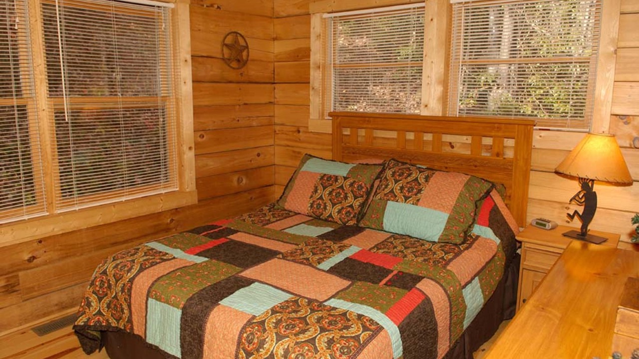 Photo of Bedroom in Maggie Valley