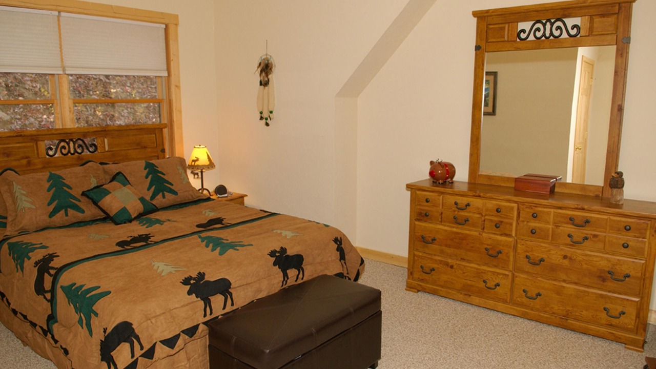 Photo of Bedroom in Maggie Valley