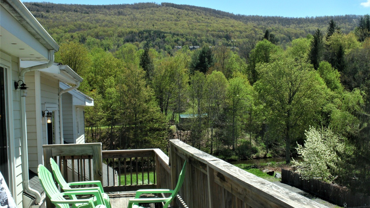 Photo of Patio Balcony in Windham