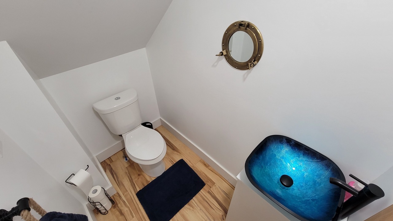 Photo of Bathroom in Angola on the Lake