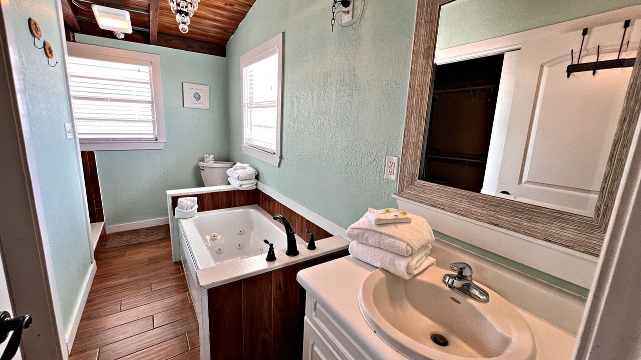 Photo of Bathroom in Gulf Shores