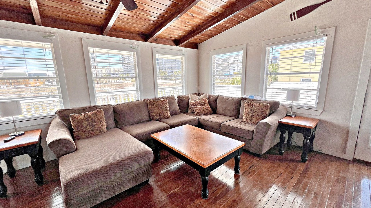 Photo of Livingroom in Gulf Shores