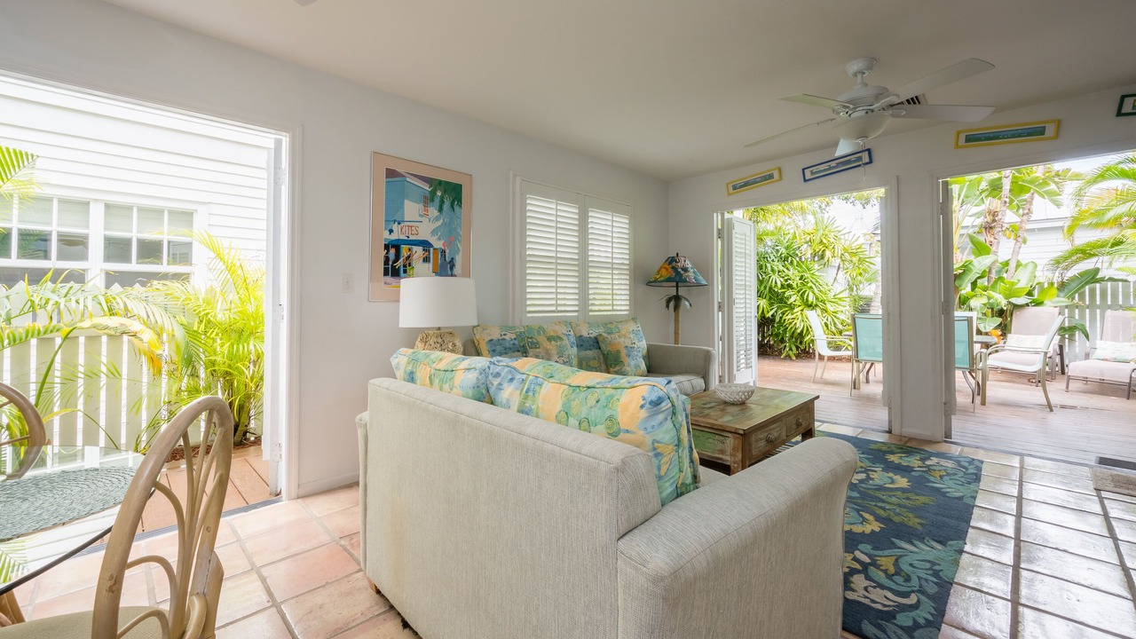 Photo of Livingroom in Bahama Village